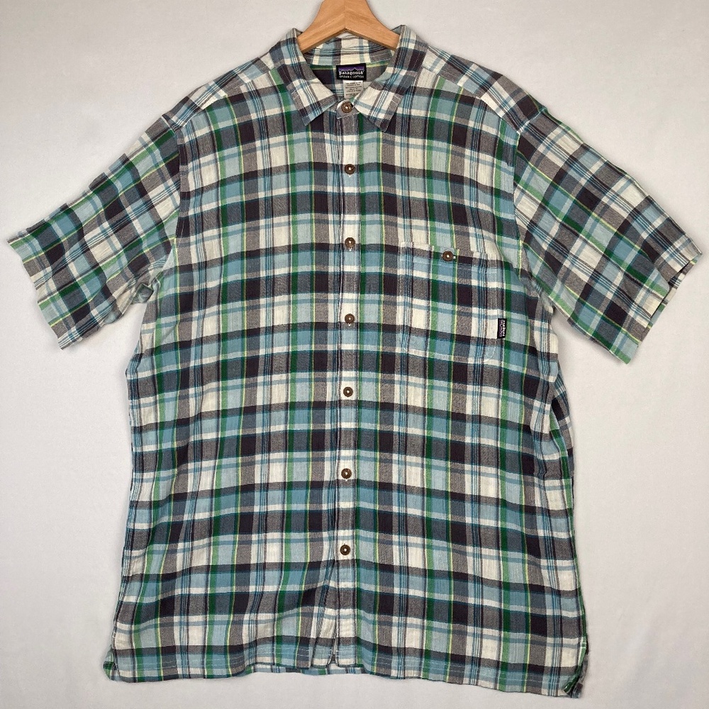 Patagonia Organic Cotton Button Down Short Sleeve Shirt Blue Plaid Size XL